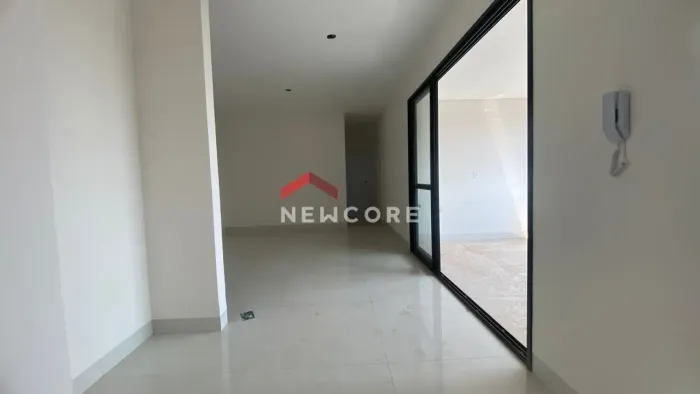 Apartamento em Avenida José Paes de Almeida - Santa Mônica - Uberlândia/MG