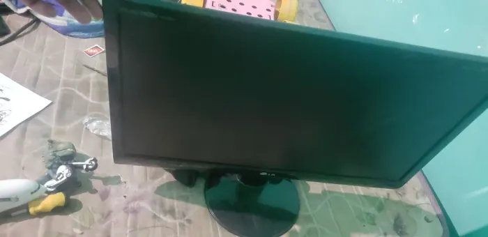 Monitor 23 LG