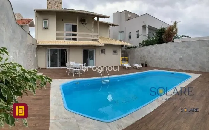Casa com 4 dormitórios (1 suíte master) - 4 vagas
