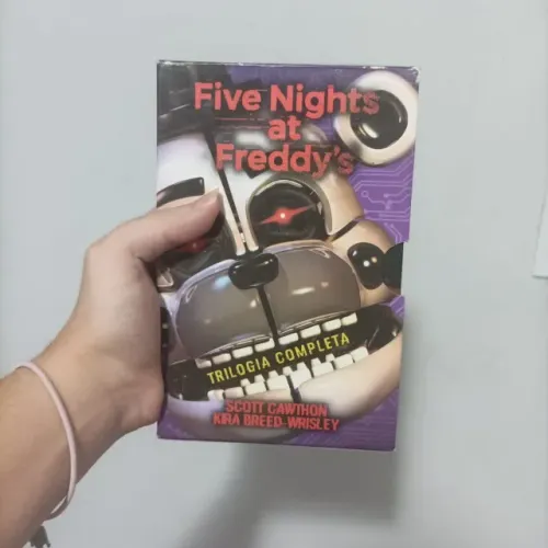 Box trilogia Five Nights at Freddys (FNAF)