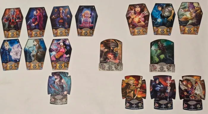 Coleção de Cards Vampiros Elma Chips 16/24