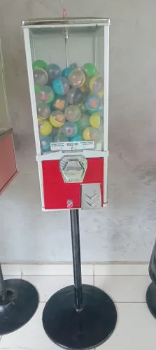 Maquina de bolinhas '- Vending Machine
