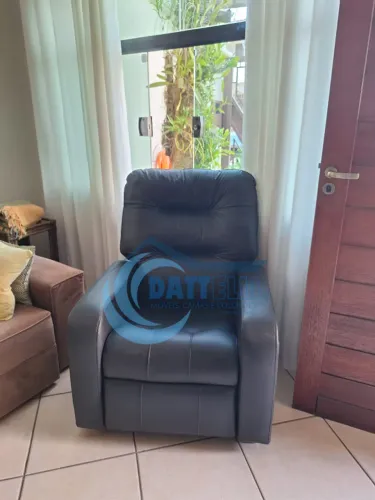 POLTRONA DO PAPAI EM CORINO PRETO - PARCELE SEM JUROS