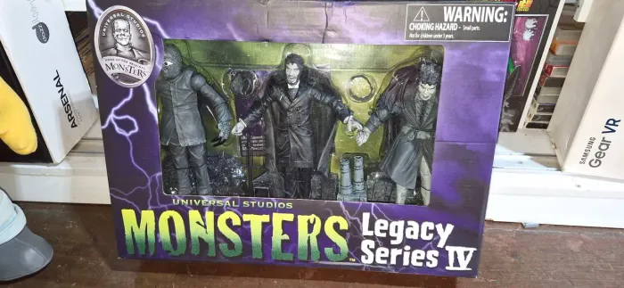 Monsters Legacy séries IV figuras de terror
