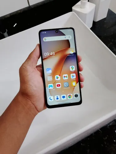 Redmi 13C 128 gigas sem detalhes tudo ok