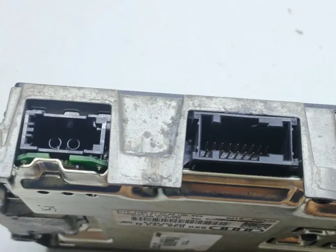 Módulo Amplificador Som Audi Rs Q3 Tfsi 2.5 2015 8x0035233b