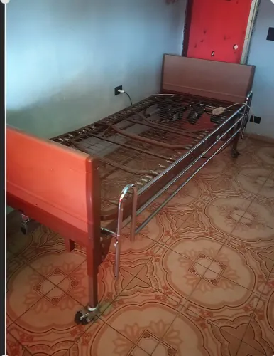 Cama hospitalar motorizada 5 movimentos (Aceito ofertas!)