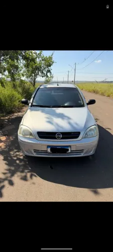 Chevrolet Corsa Hatchback 1.0 MPFI 8V 71cv 5P 2004