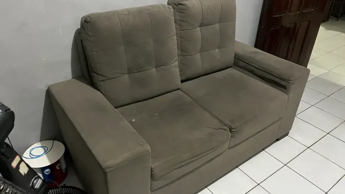     Conjunto de Sofás 4 e 2 Lugares - Muito Conservados