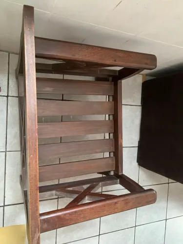 Conjunto de sofá em madeira