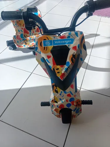 Triciclo drift elétrico 