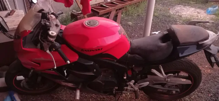 Moto comer GTR 250