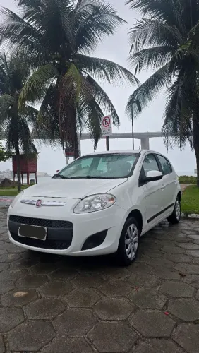 Fiat Palio Attractive 1.0 EVO Fire Flex 8V 5P 2015