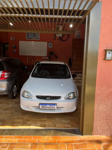 Chevrolet Corsa Wind 1.6 MPFI 4P 2000