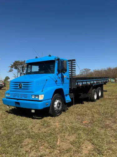 Mercedes bens 1618 truck