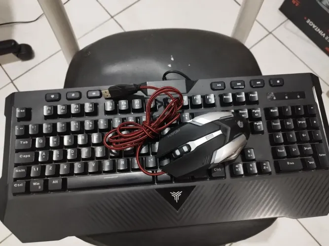 Mouse e teclado Gamer