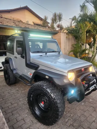 Troller T-4 4X4 3.0 TB Int. Cap. Rígida Diesel 2010