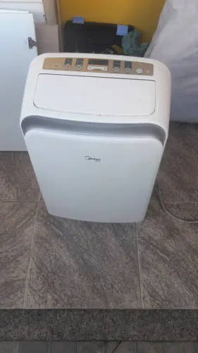 Ar Condicionado Portátil 12.000 btu Midea Usado