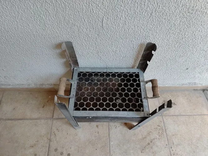 Mini Churrasqueira