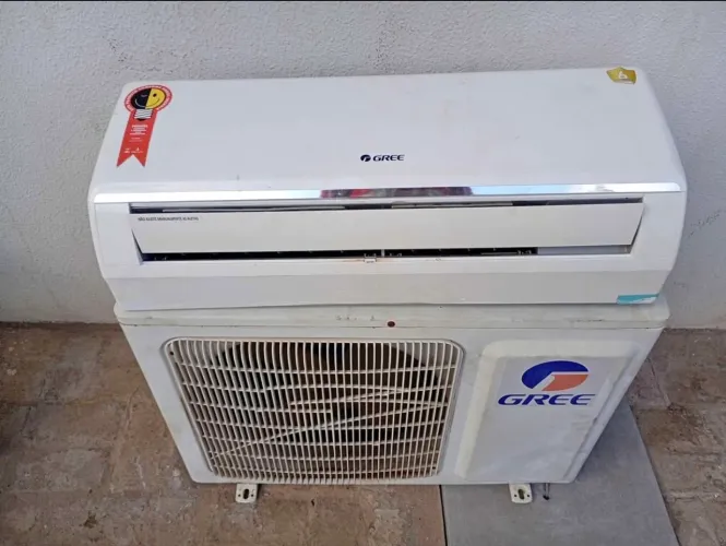 AR CONDICIONADO COM INSTALAÇÃO
