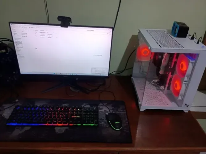 PC Gamer Ryzen 5 5600GT + Monitor Acer Nitro 180Hz e Acessórios