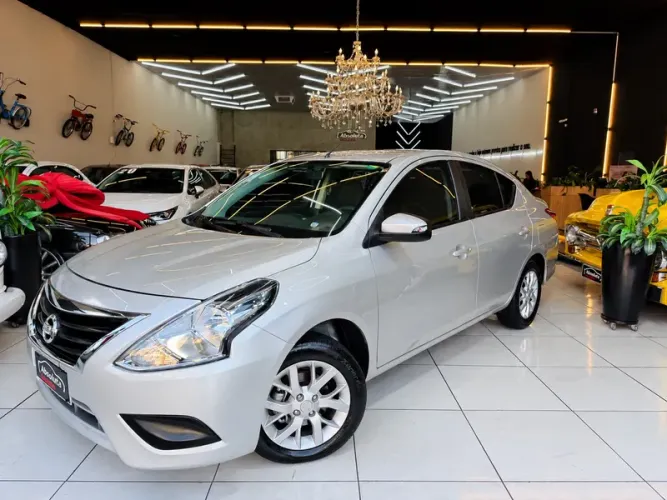 Nissan Versa 1.0 12V Flexstart 4P Mec. 2020