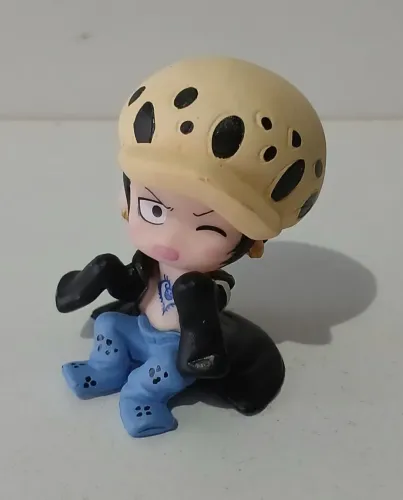 BONECO MINIATURA MINI ONE PIECE TRAFALGAR LAW