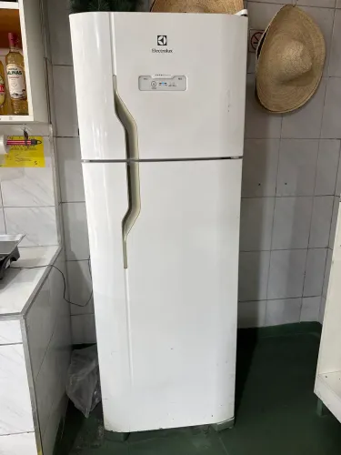 GELADEIRA ELETROLUX 