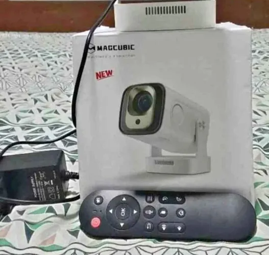 Projetor magicube hy 310