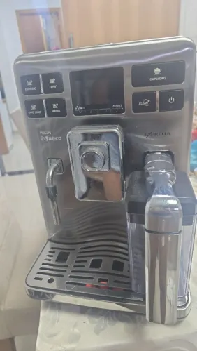 ?Cafeteira Expresso Superautomática Philips Saeco Exprelia Inox
