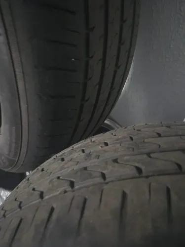 Par de Pneus 235/55 R19 Usados