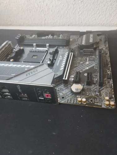 Placa Mãe MSI para retirada de peças