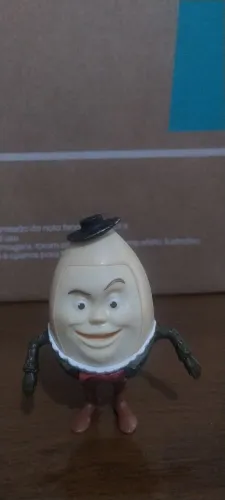 Boneco Gato de botas Humpty Dumpty