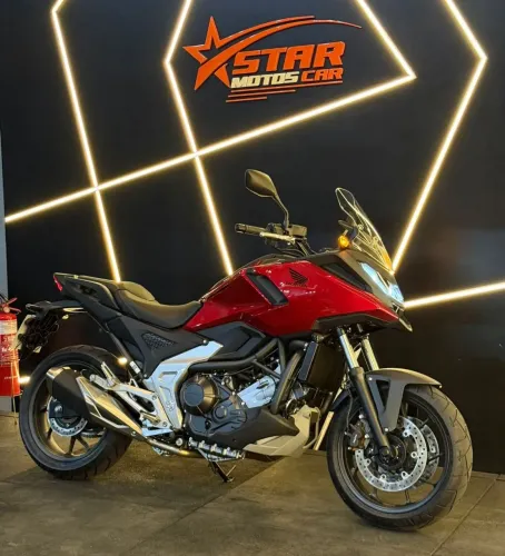 NC 750 X 2026 0 km emplacada 