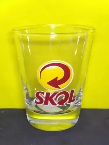 Caixa Fechada com 24 Mini Calderetas Skol - Novas