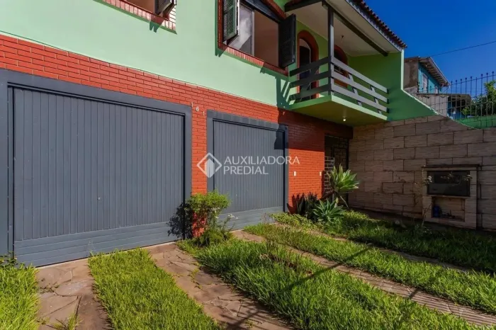 Ótima casa próximo ao SESC.