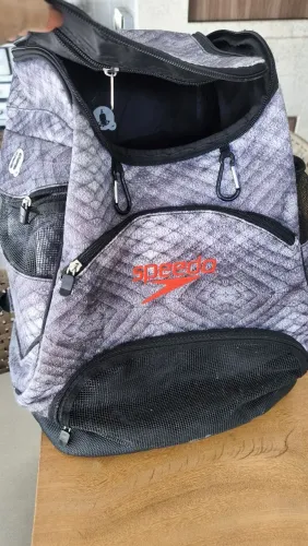 Mochila para natação speedo