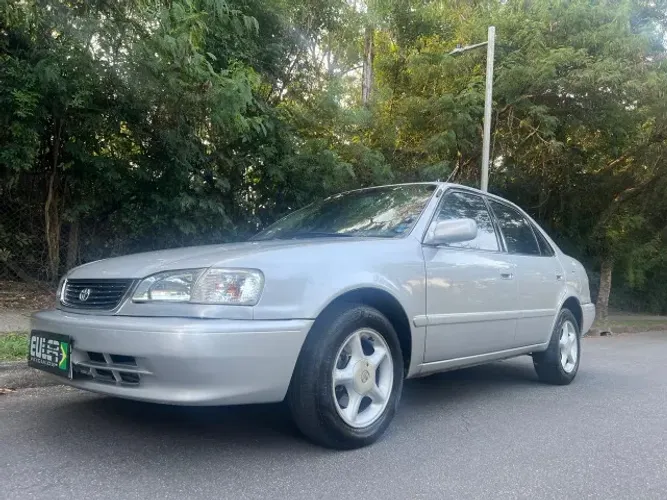Toyota Corolla XEI 1.8/1.8 Flex 16V Aut. 2002