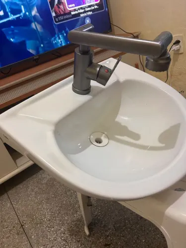 Lavatório.130 Reais