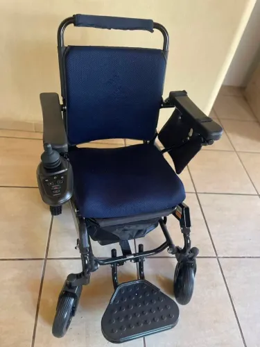 Cadeira de rodas motorizada Theramart
