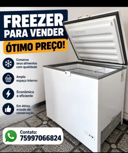 Vende um freezer em ótimo estado de conservação.
