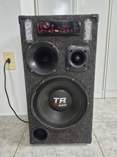 Caixa bob 12 TR620 pouco uso (sem o módulo)