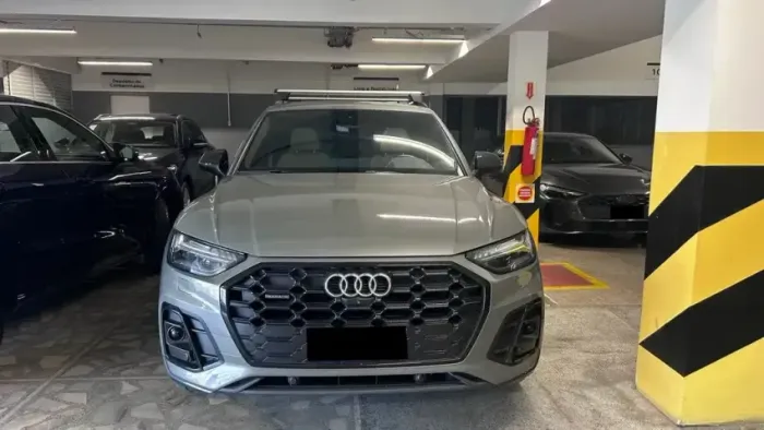 Audi Q5 S-line Black 2.0 TFSI Quat. S-tronic 2024