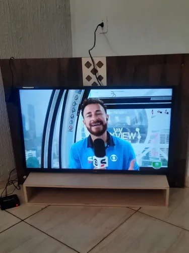 Vendo TV  32 smart LG valor 600,00