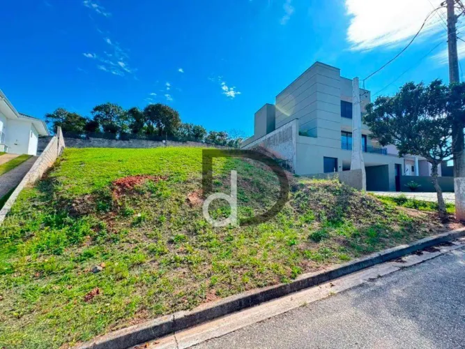 Terreno à venda, 571 m² por R$ 420.000,00 - Picollo Villaggio - Louveira/SP