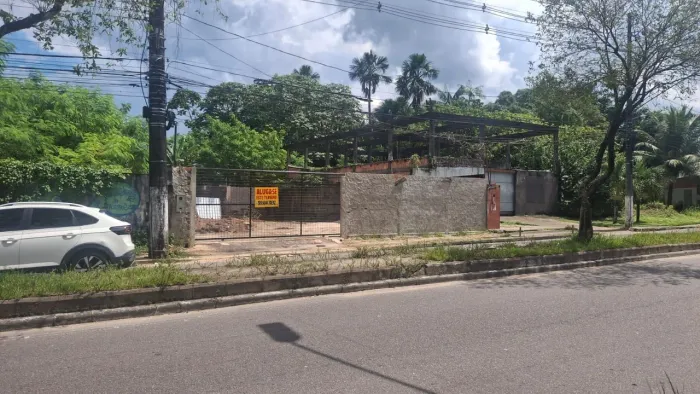 Aluga-se terreno Ajuricaba