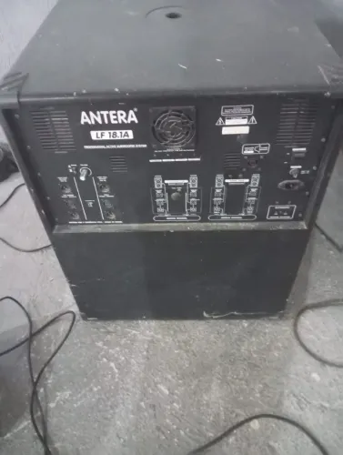 Subucoofur antera