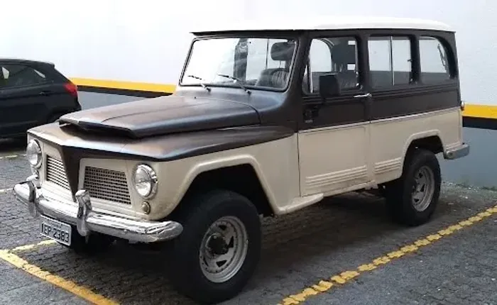 Ford Willys Rural 4X2 1975