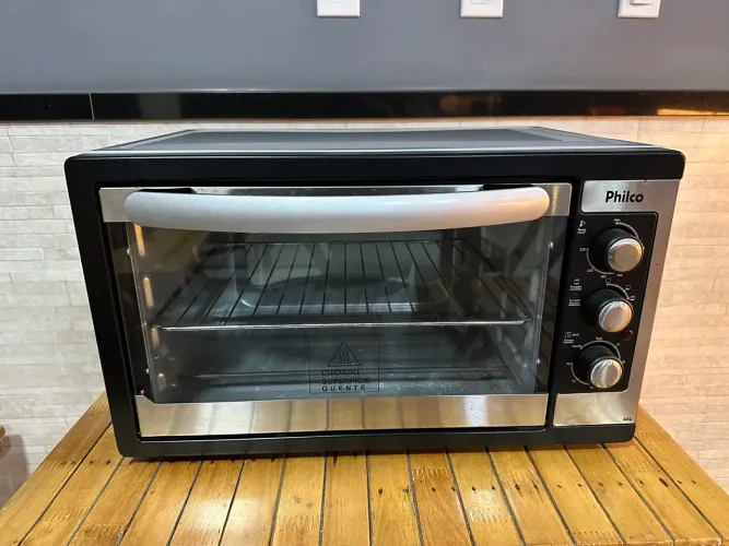 Forno Elétrico Philco 46 Litros 110V - Excelente Estado - R$ 300