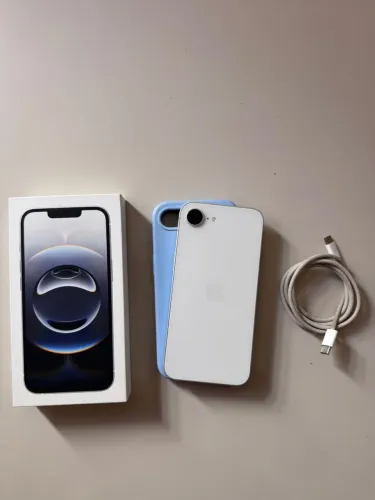 iPhone 16e - COMPLETO 